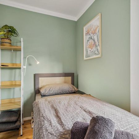 Amalfi A02 - 2 Zi Fuer 4P - Balkon, Smart Tv, Boxspringbett Lägenhet Kaiserslautern Exteriör bild