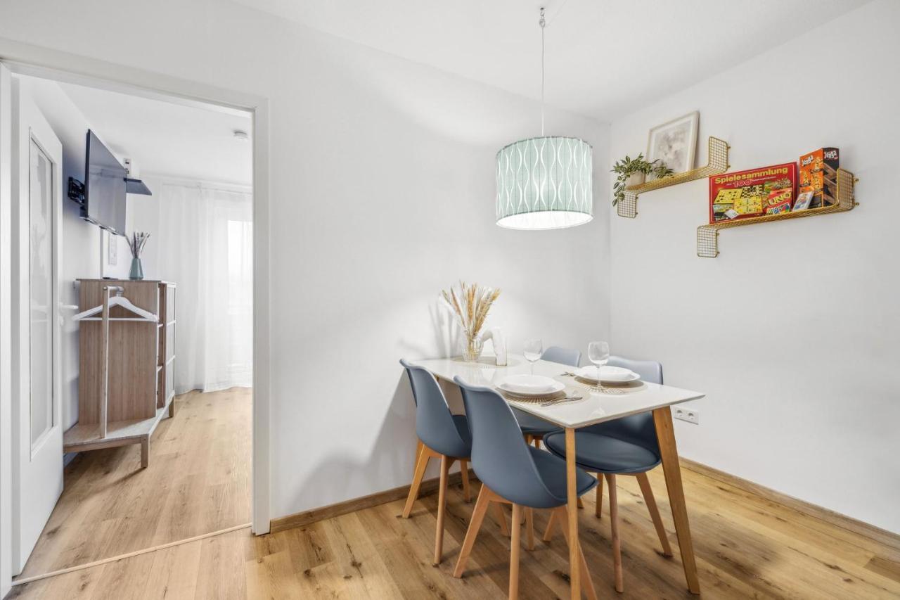 Amalfi A02 - 2 Zi Fuer 4P - Balkon, Smart Tv, Boxspringbett Lägenhet Kaiserslautern Exteriör bild